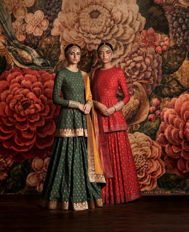 Sabyasachi Sharara, Traditional Indian Clothing, Sabyasachi Lehenga, Salwar Kamiz, Red Lehenga, Patiala Salwar, Ghagra Choli, Party Wear Indian Dresses, Dress Indian Style