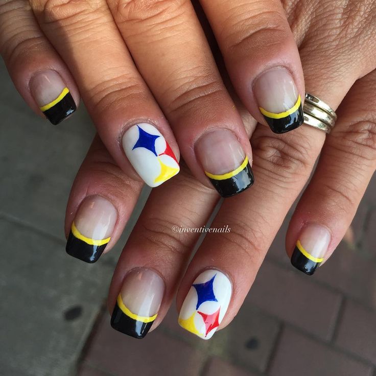 Steelers Swag | 30 Super Bowl Nail Art Ideas That Are Major Wins | POPSUGAR Beauty Steelers Nails, Super Bowl Nails, Nfl Nails, Football Nail Designs, Football Nail Art, Nail Art Mariage, Sports Nails, Football Nails, Bridal Nail Art