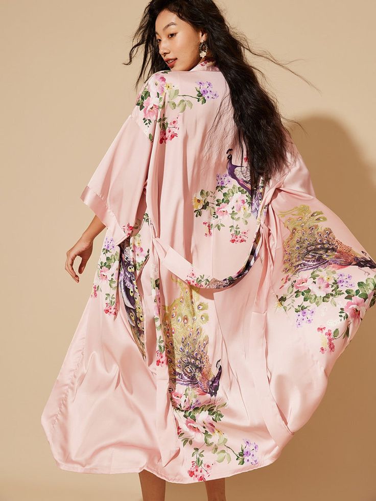 Luxury Kimono, Kimono Diy, Robe Silk, Green Kimono, Luxury Robes, Portfolio Project, Pink Kimono, Silk Kimono Robe, Silk Set