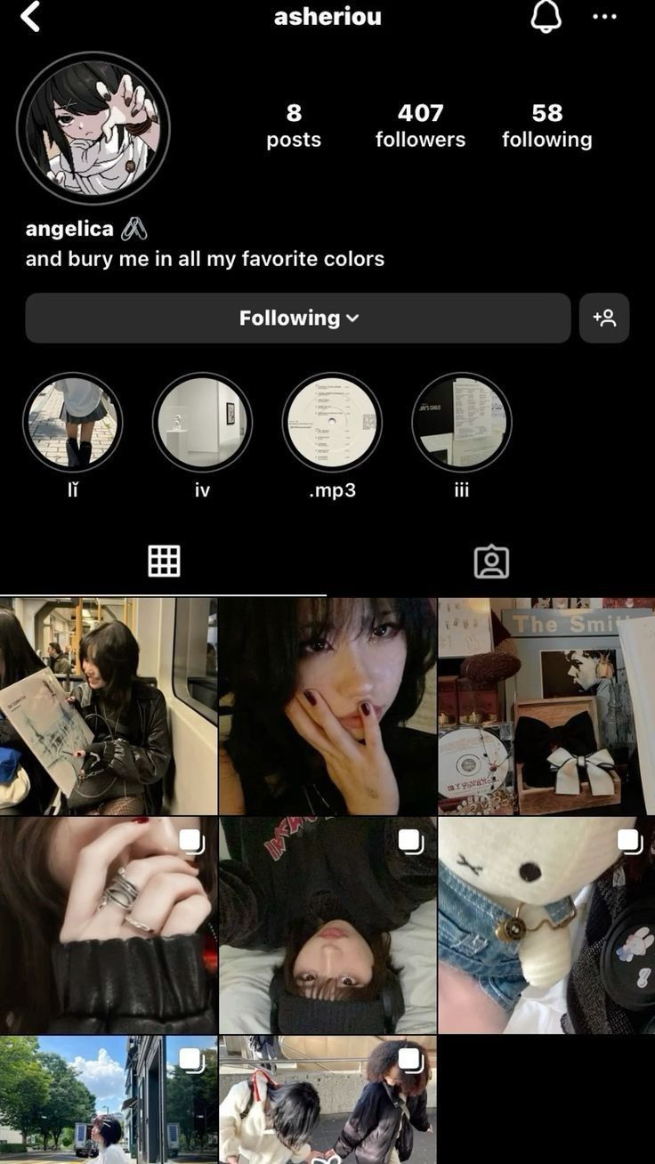 an iphone photo collage with many different pictures and words on the screen, including texting