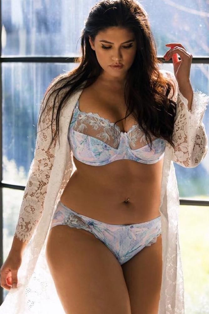 30 Сharming Plus Size Bridal Lingerie | Wedding Forward Outrageous Fashion, Plus Size Bridal, Best Lingerie, Curvy Plus Size, Women In Lingerie, Plus Size Models, Bridal Lingerie, Plus Size Lingerie, Curvy Fashion