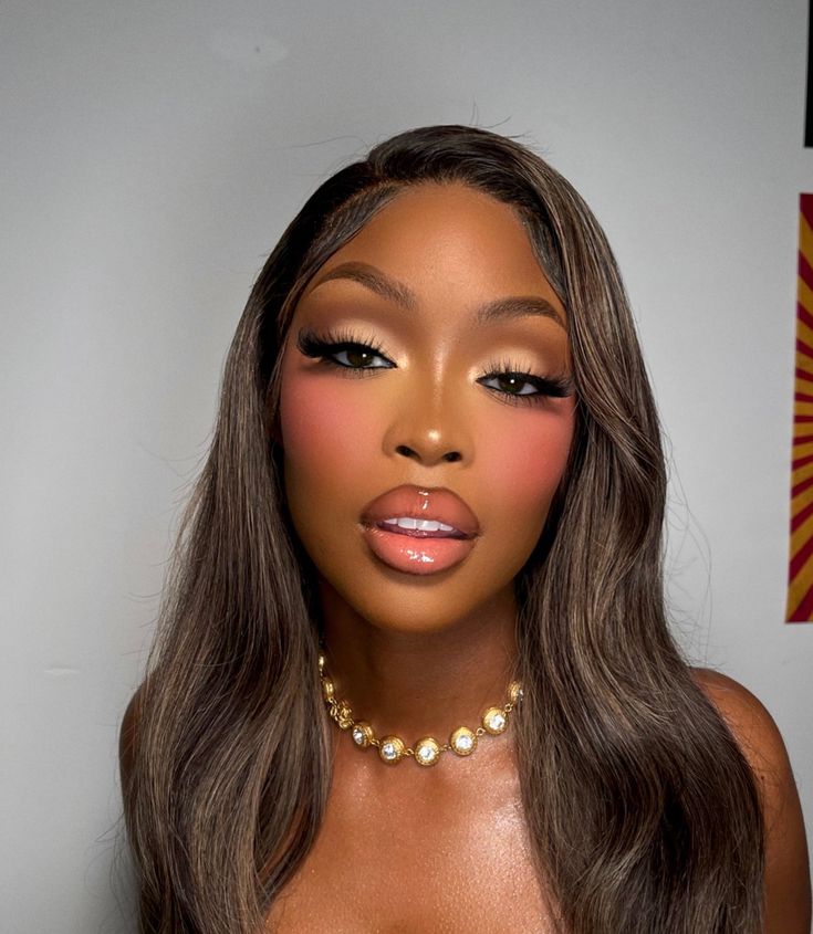 Pisces Makeup, Bday Hairstyles, Worst Makeup, Fire Makeup, Hair Roblox, Black Hair Roblox, Makeup For Black Skin, Brown Skin Makeup, Circle Lenses