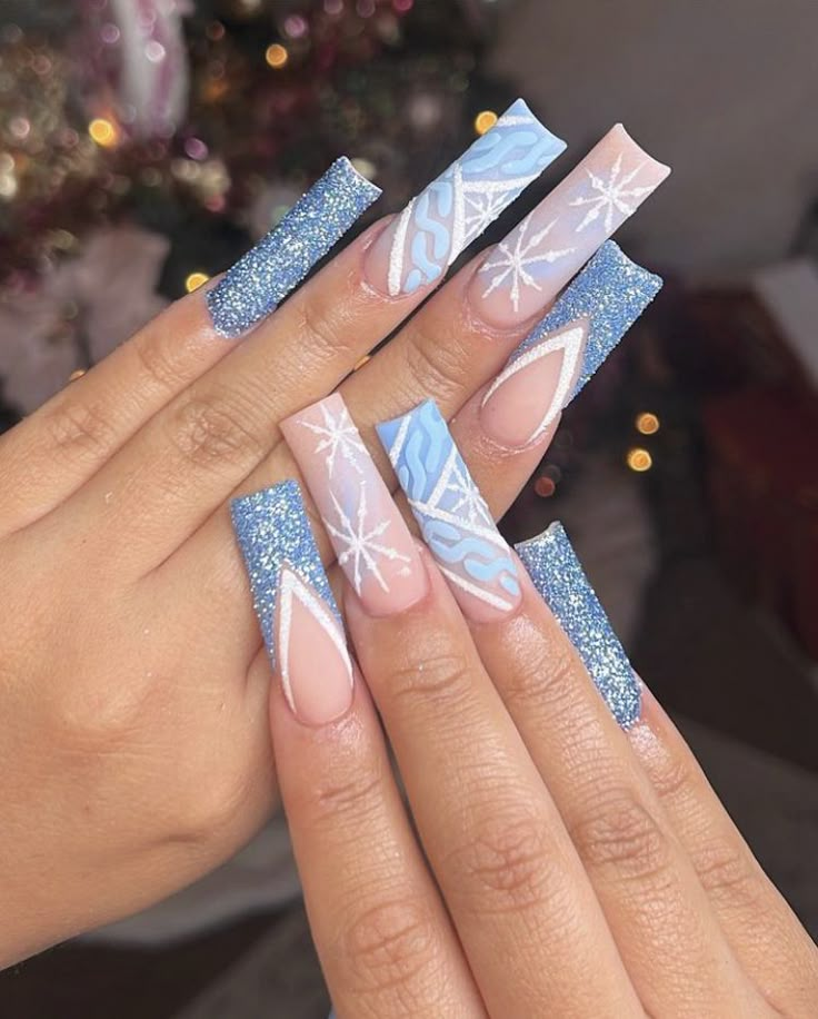 Ice Blue Snowflake Nails, Frosty Nails Winter Wonderland, Sky Blue Winter Nails, Ice Blue Christmas Nails, Winter Wonderland Nails Acrylic Blue, Light Blue Nails Christmas, Pink And Blue Christmas Nails, Christmas Nails Baby Blue, Light Blue Winter Nail Designs