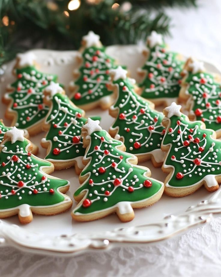 Christmas Cookie Icing, Christmas Cottages, Christmas Cookie Cake, Christmas Sugar Cookies Decorated, Potluck Ideas, Christmas Baking Recipes, Decorated Sugar Cookies, Best Christmas Cookies, Cold Appetizers