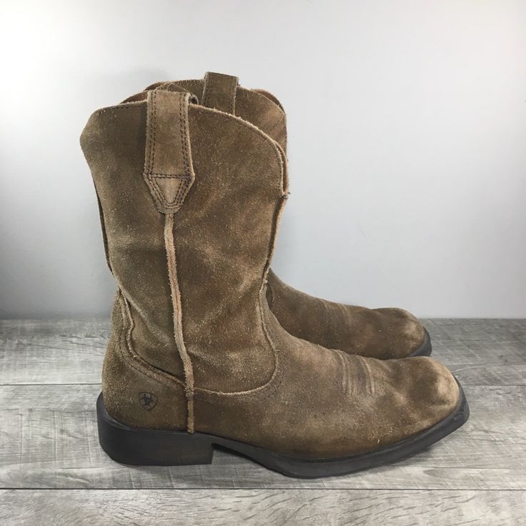 Up For Sale Is A Good Condition Pair Of Ariat 10018611 Rambler Urban Western Leather Work Cowboy Men’s Boots. Size 12 D, Medium Us. Leather Uppers. Good Condition Rubber Soles And Heels! You Won't Be Disappointed. Outside Approximate Dimensions: 13 1/2” Inches Long Heel To Toe By 4 3/4” Inches Widest Wide In Front Of Footwear By 1 3/4" Inches Tall Heels By 12 1/2" Inches Tall. Western Leather Work, Urban Western, Cowboy Men, Tall Heels, Men’s Boots, Ariat Shoes, Western Leather, Leather Work, Western Cowboy Boots