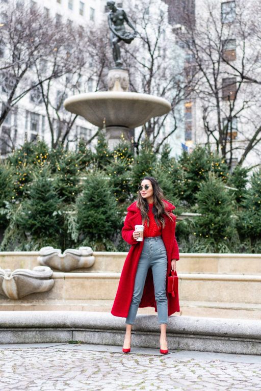 Wendy's Lookbook | Perfect Reds for the Holidays and Beyond! Red Coat Outfit, Christmas Outfits For Women, Wendy Nguyen, Camel Coat Outfit, Elegante Casual, Christmas Outfits, Red Coat, Outfits For Women, Coat Outfits