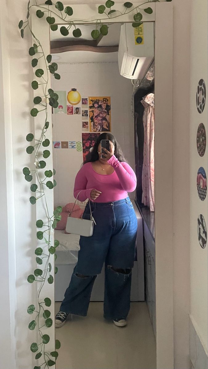 Barbie Movie Outfits Plus Size, Barbie Aesthetic Outfit Plus Size, Cute Fits Plus Size, Pink Girly Outfits Plus Size, Barbie Core Outfit Plus Size, Pink Outfits Midsize, Plus Size Y2k Outfits Pink, Converse Plus Size Outfit, Plus Size School Outfits Summer