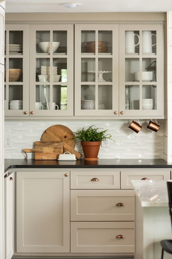 the kitchen is clean and ready to be used as a place for dinner or play