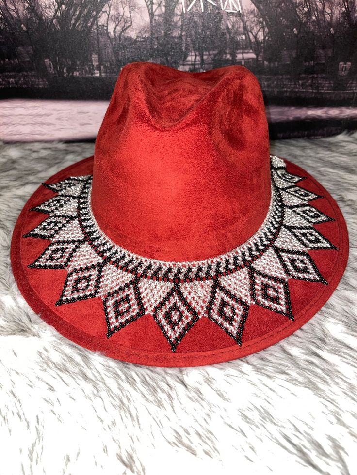 Beautiful handmade toquillas handmade by Mexican artisans, you have an old and lifeless hat, give it a new and fun touch with a handmade toquilla. It can also be worn as a necklace.  DOES NOT INCLUDE HAT. Mom Photos, Hats For Sale, Beautiful Dolls, Fedora, Morocco, Caps Hats, Etsy Accessories, Accessories Hats, Porter