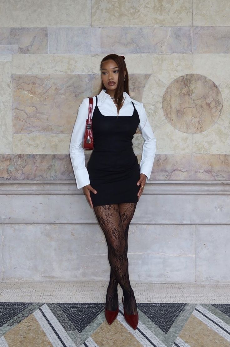 Outfit With Tights Black Women, Black Dress With Stockings Outfit Black Women, Sweater Tube Top Outfit, Dresses With Tights And Heels, Tights With Dress Outfit, Lace Tights Outfit Black Women, Outfits With Black Stockings Tights, Semi Formal Black Women, Classy Outfits 2024