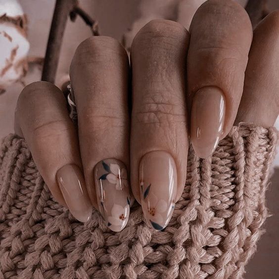 Thea Core, Pisces Nails Designs, Pisces Nails, Nail Sculpture, Classy Almond Nails, Lily Nails, Royal Elite, Woman Aesthetic, Gel Nails At Home