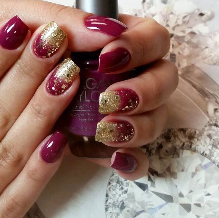 Bridal Nail Art Indian Pink, Dark Pink And Gold Nails, Dark Pink Nails With Glitter, Pink And Gold Nails, Dark Pink Nails, Bridal Nails Designs, Bridal Nail Art, Soft Nails, Bridal Nails