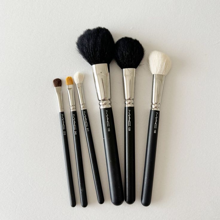 Selling These Mac Brushes As A Bundle. Including Brush Numbers 150, 129, 168, 242, 213, And 217. Retail Over $200+ For These Brushes Total. Perfect For Someone Collecting Mac Brushes! All Authentic Purchased From Macy’s Originally. Mac Makeup Brushes, Mac Brushes, Makeup Mac, Mac Makeup, Makeup Tools Brushes, Makeup Brush, Mac Cosmetics, Makeup Cosmetics, Makeup Brushes