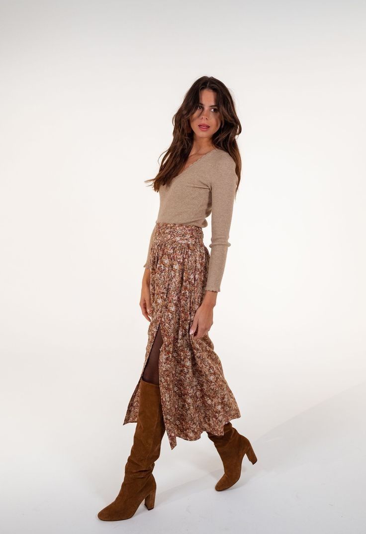 Fall Outfits Hippie, Hippie Fall Outfits, Earthy Fits, Feminine Fall Outfits, Closet Upgrade, Pre Fall Outfits, Rok Outfit, Look Boho Chic, Looks Country