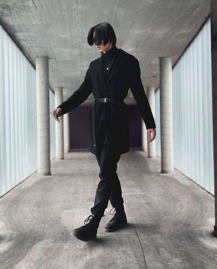 Dark Outfits Men Edgy, Masculine Outfits, Black Outfit Men, Techwear Fashion, X Male Reader, Mens Casual Dress Outfits, Dark Wear, Black Suit, Streetwear Men Outfits