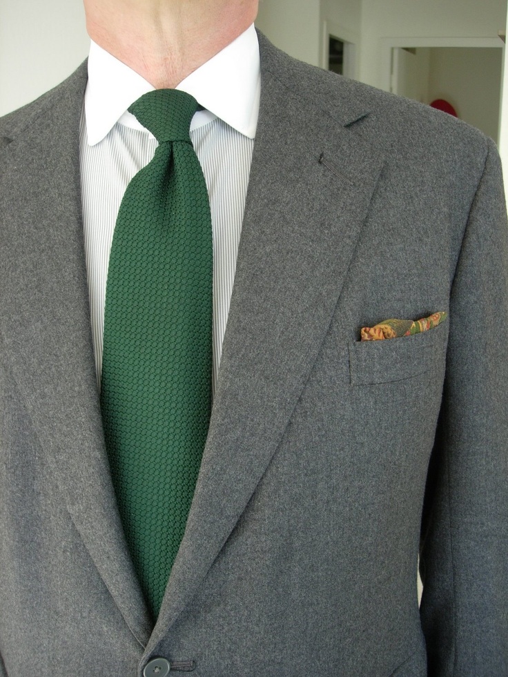 Wedding Suits Men Green, Suits Men Green, Suits Green, Wedding Suits Men Grey, Casual Groomsmen, Best Wedding Suits, Wedding Games For Guests, How To Wear Blazers, Bee Wedding