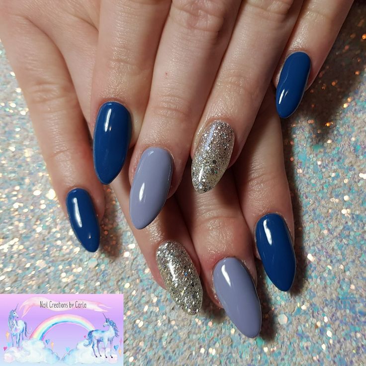 Dark Blue Light Blue Nails, Gray And Blue Nails, Silvery Blue Nails, Light And Dark Blue Nail Designs, Dark And Light Blue Nails, Dark Blue Nails With Silver, Light And Dark Blue Nails, Midnight Blue Nails With Silver, Silver And Dark Blue Nails