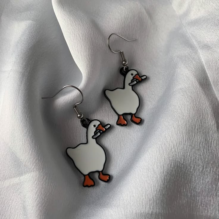 Duck With PINK Knife Earrings Meme Earrings - Etsy Pink Knife, Duck With Knife, Silly Earrings, Knife Earrings, Crazy Earrings, Weird Jewelry, Quirky Earrings, Funky Earrings, Magical Jewelry