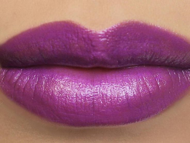 Shade: Muse Description: A vibrant violet/fuchsia purple lipstick with a bit of shimmer. Coverage: Medium Size: Full Size Tube - Net wt 2.7g / 0.10 Oz. Sample Size Link: https://www.etsy.com/listing/155332527 More Lip Colors: https://www.etsy.com/shop/Etherealle?section_id=13093618 This creamy vegan lipstick formula is handcrafted with an emollient-rich blend of moisturizing butters (unrefined cocoa, shea, and mango) to keep your lips feeling supple and conditioned throughout the day. There is no added scent or flavor, so they just have a subtle cocoa butter scent to them. While these lipsticks are packed with great natural moisturizers, you may still want to use a balm prior to application if your lips are very dry or accustomed to using non-vegan or petrolatum based lip products. Lipstic Violet Lipstick, Alabaster Skin, Ombre Lipstick, Vegan Lipstick, Fuchsia Purple, Purple Lipstick, Natural Lip Colors, Mineral Makeup, Theobroma Cacao