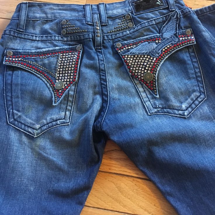 Men’s Size 30 Robin Jeans. Medium Wash Color. Worn A Few Times In Good Condition! Robins Jeans, Robin Jeans, Robins, Jeans Color, Colored Jeans, Straight Leg, Color Blue, Blue Color, Women Jeans