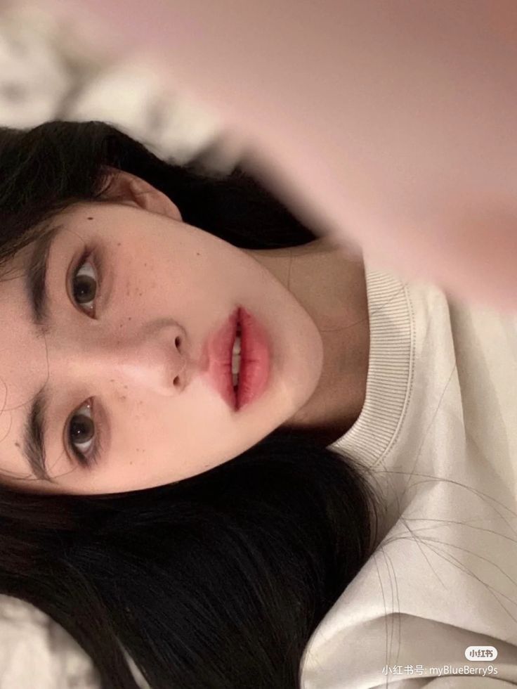 Cute Face Aesthetic, Airy Boyish Makeup, Bitter Makeup, Cool Tone Makeup Korean, Natural Korean Makeup, Igari Makeup, Ulzzang Makeup, Ethereal Makeup, Cute Makeup Looks