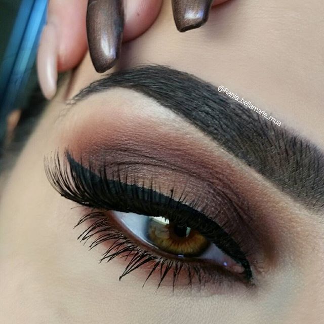 www.phoenixcosmetics.com Smokey Eye For Brown Eyes, Beauty Make-up, Brow Makeup, Kiss Makeup, Makeup Goals, Gel Eyeliner, Makati, Eyebrow Makeup, Make Me Up