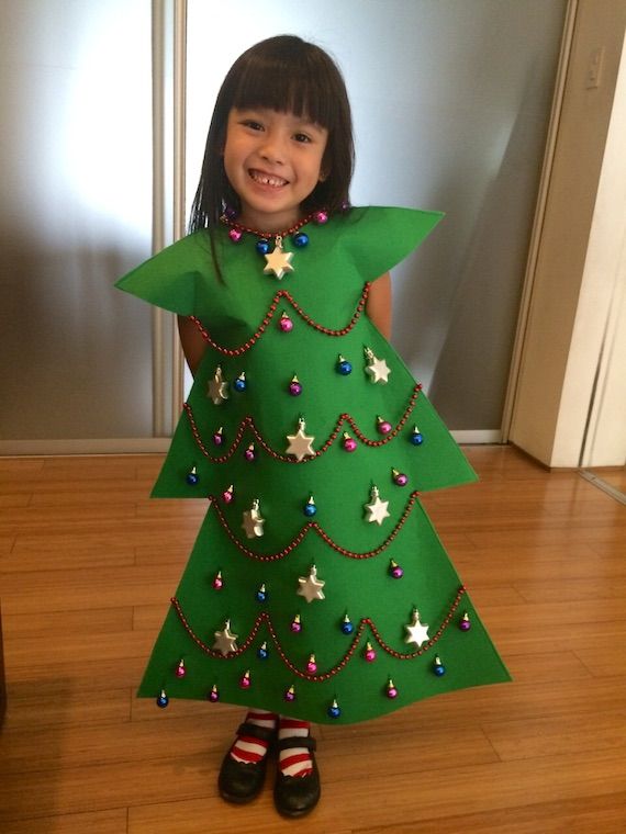 Diy Christmas Outfits For Kids, Diy Christmas Tree Costume For Kids, Dress Like A Christmas Tree For School, Christmas Tree Costume Kids, Tree Costume Ideas, Diy Christmas Tree Costume, Christmas Tree Halloween Costume, Christmas Tree Costume Diy, Diy Christmas Costumes