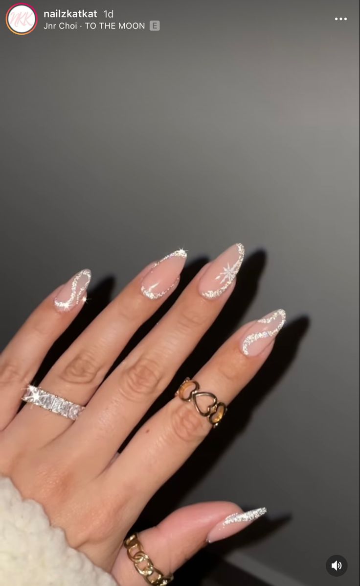 Sliver Almonds Nails, Cute Winter Nails Almond, Cute Nails New Years, New Years Nail Inspo Almond, 21st Birthday Nail Ideas Acrylic, Birthday Winter Nails, Nails For Party Night, Nye Nail Ideas Almond, Almond Nude Nails With Glitter