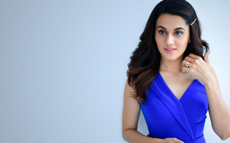 Blue Dress Indian, Tapsee Pannu, Actress Photoshoot, Taapsee Pannu, Dress Indian, Fashion Model, Blue Dress, Indian Fashion, Fashion Models