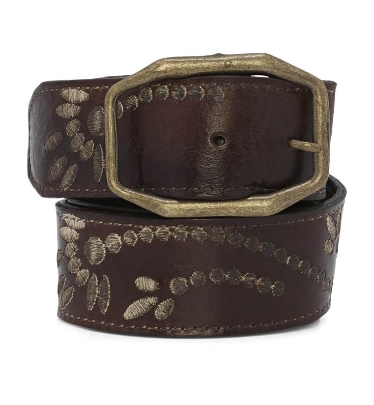 Mohawk is a women's distressed leather belt features a intricately embroidered details with tonal stitching. The Floral design will surely get noticed, along with the uniquely shaped metal buckle.  Enjoy the Mohawk belt. Black Western Belt, Distressed Leather Belt, Embroidery Belt, Bling Belts, Summer Boots, Embroidered Belt, Braided Leather Belt, Concho Belt, Bed Stu