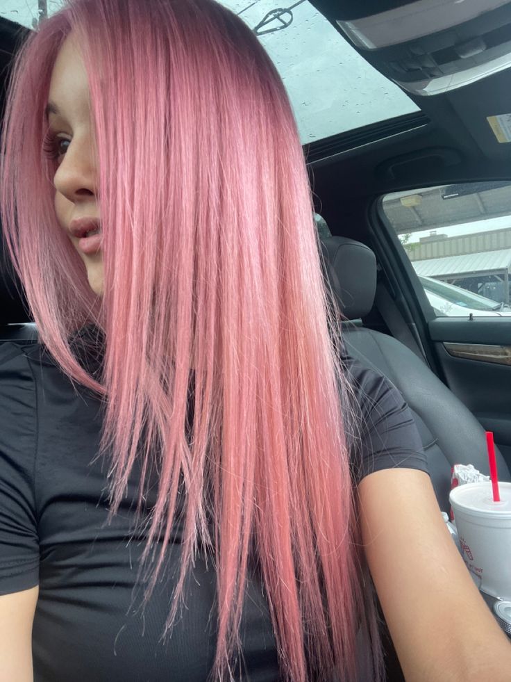 🍓milk #pink Cute Pink Hairstyles, Pink Hair Pale Skin, Natural Pink Hair, Milk Pink Hair, Very Light Pink Hair, Ashy Pink Hair, Cool Toned Pink Hair, Pink Hair Outfit, Strawberry Pink Hair