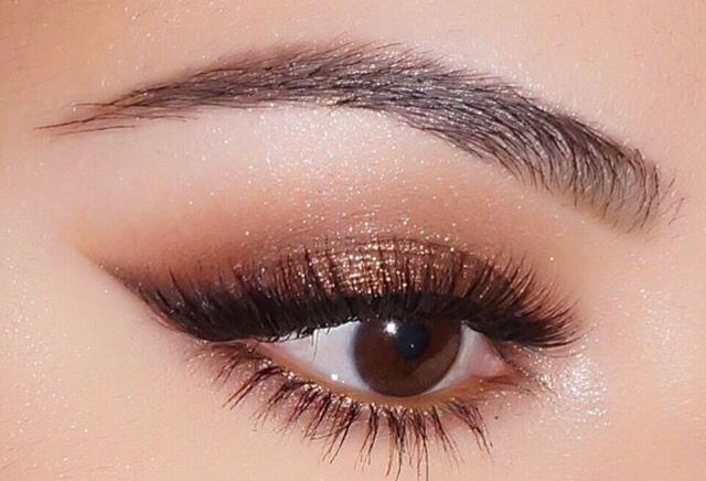 Pinterest | spriya9 ✧ Soft Glam Makeup For Prom, Simple Elegant Prom Makeup, Wedding Makeup Almond Eyes, Sweet Sixteen Makeup Ideas Natural, Soft Wing Makeup, Soft Night Makeup, Make Up For Prom Night Makeup Ideas, Natural Makeup Looks For Brown Eyes, Night Time Makeup Looks