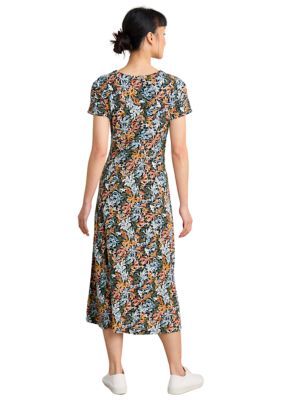 Upgrade your look with the Seasalt Cornwall Chapelle Dress. This midi-length dress is crafted from an organic cotton jersey and is finished with a stylish, soft, figure-skimming fit and is updated with an all-over print for a flattering look. | Seasalt Cornwall Women's Printed Chapelle Dress, 12 Casual Cotton Midi Dress Knee-length, Casual Cotton Knee-length Midi Dress, Casual Fitted Elastane Maxi Dress, Casual Stretch Floral Print Midi Dress, Casual Maxi Length Dress, Stretch Cotton Midi Dress For Spring, Fitted Casual Linen Midi Dress, Casual Fitted Midi Dress For Spring, Cotton Stretch Midi Dress Knee-length