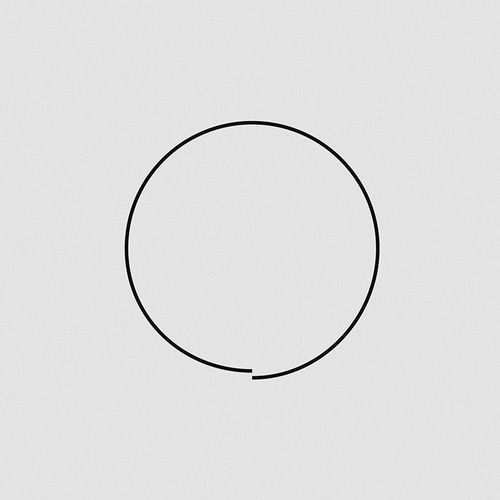 a black and white drawing of a circle