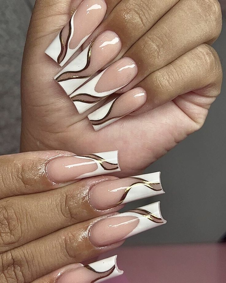 nails by: nailsxlizeth_ on insta<3 White Nails With Gold, White French Nails, Gold Chrome Nails, Long Square Nails, Gold Nail Designs, Chrome Nails Designs, Graduation Nails, Square Nail Designs, Chrome White