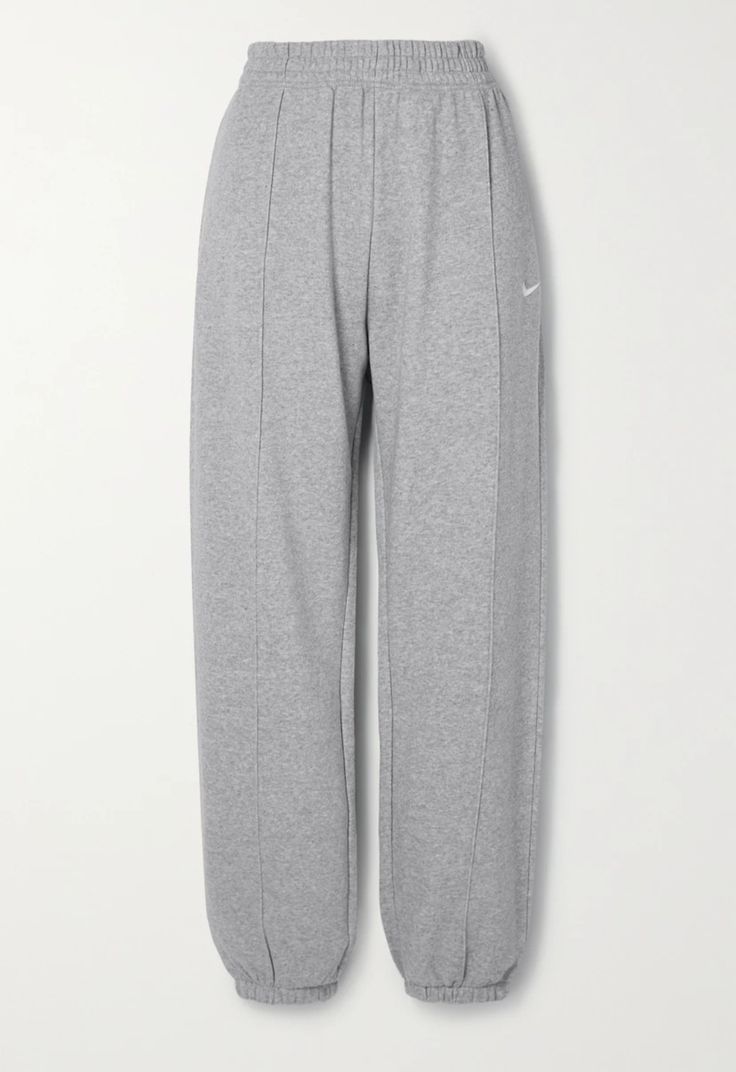 Gray Sports Pants, Fame Clothes, Grey Sweats, Sweatpants Outfit, Nike Sweatpants, Yourself Quotes, Grey Sweatpants, Shorts Casual, Jogging Pants