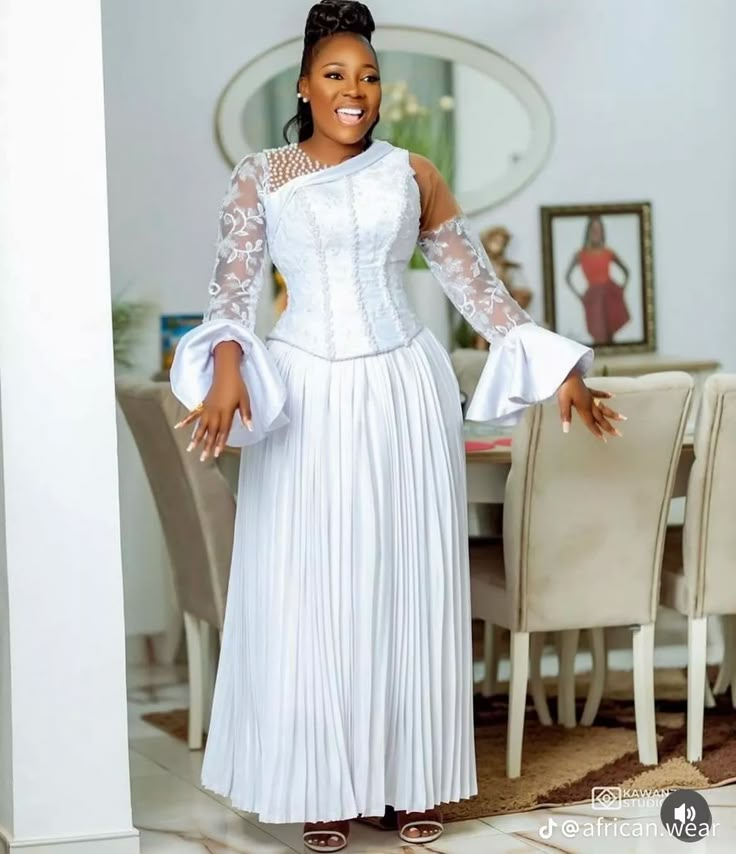 Chantilly Lace Dress Styles, White Dress Styles For Church, Chantilly Lace Dress, Lace Dress Classy, White Dress Styles, African Lace Styles, Outfits Stylish, Lace Dress Design, Chic Dress Classy