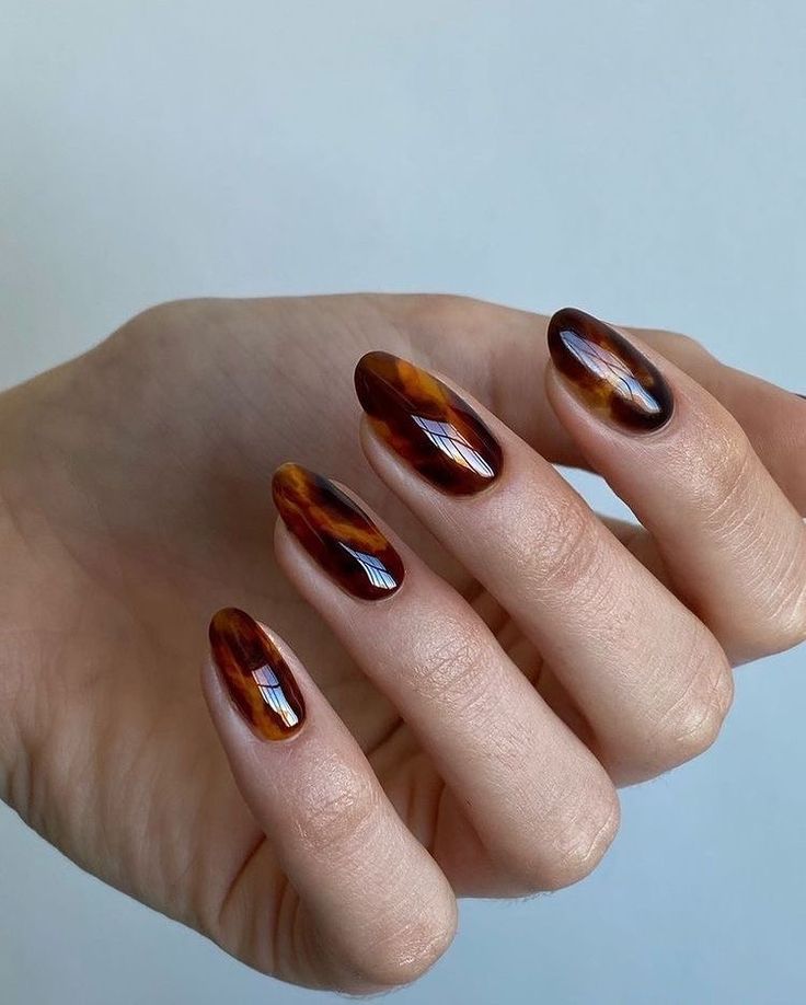 Tortoise Shell Nails, Fall Nail Art Ideas, Shell Nails, Brown Nail Art, Brown Nails Design, Nails Gel Nails, Custom Press On Nails, Fall Nail Art Designs, Seasonal Nails