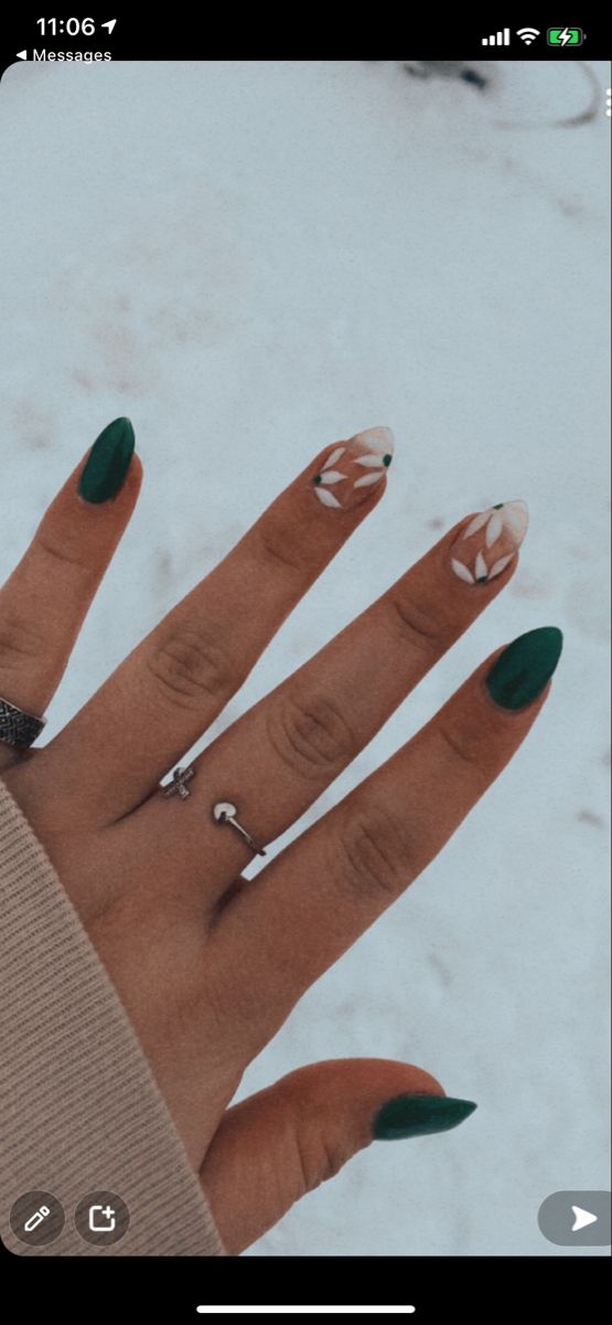 #nailsdesign #green #greennail Emerald Green Minimalist Nails, Dark Tone Nail Designs, Emerald Green Spring Nails, Billie Elish Nail Ideas, Green Almond Short Nails, Simple Nails Emerald Green, Emerald Green Accent Nails, Cute Forest Green Nails, Emerald Green Graduation Nails