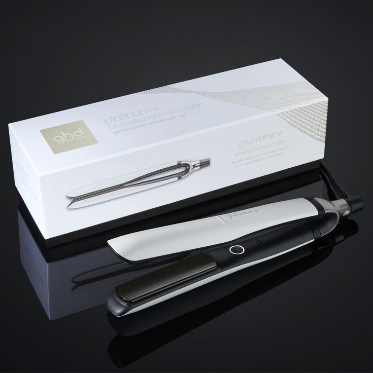 The GHD Platinum Styler is a flat iron in the color white that featuring a predictive technology that are monitor heat to helps ensure even heat across the whole plate to a temperature of 365ºF. Designed with a unique wishbone hinge to align the two floating plates that recognizes the thickness of your hair and speed of styling and adjusts the power accordingly, help giving a personalized tailored styling. The versatile rounder barrow helps to create curls, waves and straights. Comes with a heat resistant protective plate guard to cover after usage with a automatics sleep mode that switches off after 30 minutes of non-use. Ghd Platinum, Flat Iron, 30 Minutes, Heat Resistant, Hinges, Platinum, Floating, Color White, Two By Two