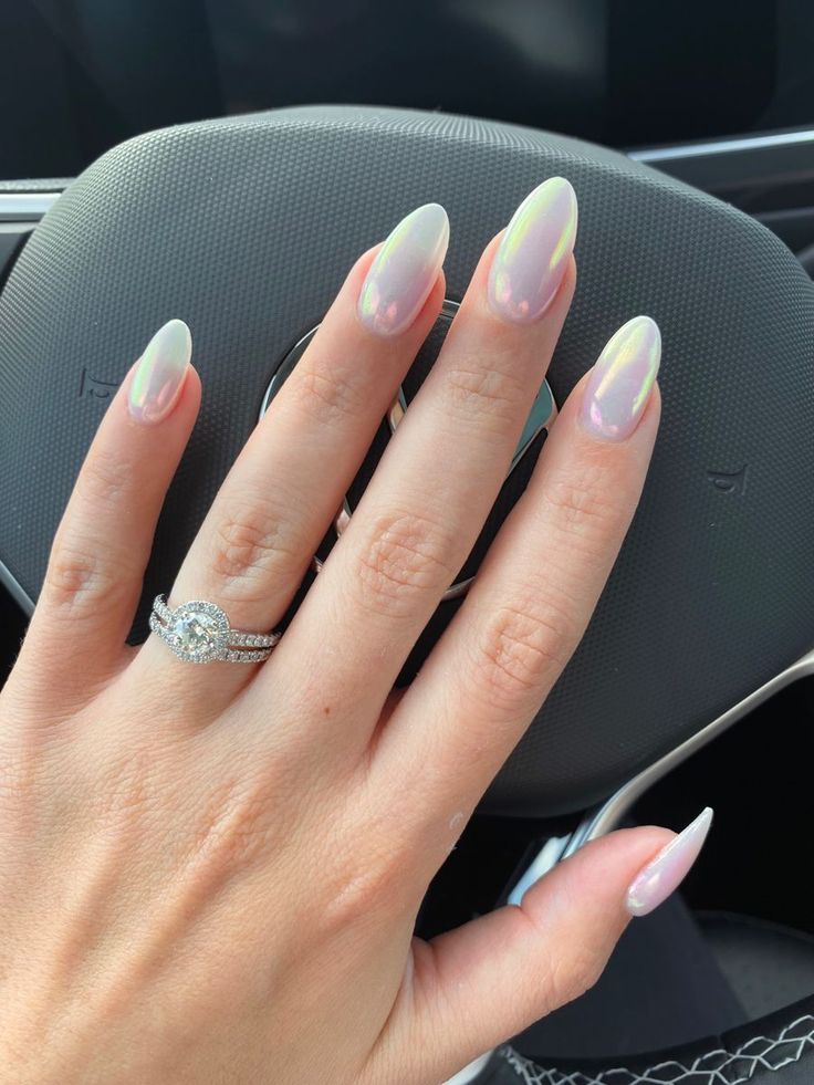 White Nails Glazed Donut, White Nails Glazed, Glazed Donut Nails 2023, Dip And Powder Nails, Dip Hailey Bieber Nails, Pearly Dip Nails, White Oval Nails With Glitter, Pearly White Dip Nails, Classy Spring Nails Almond White