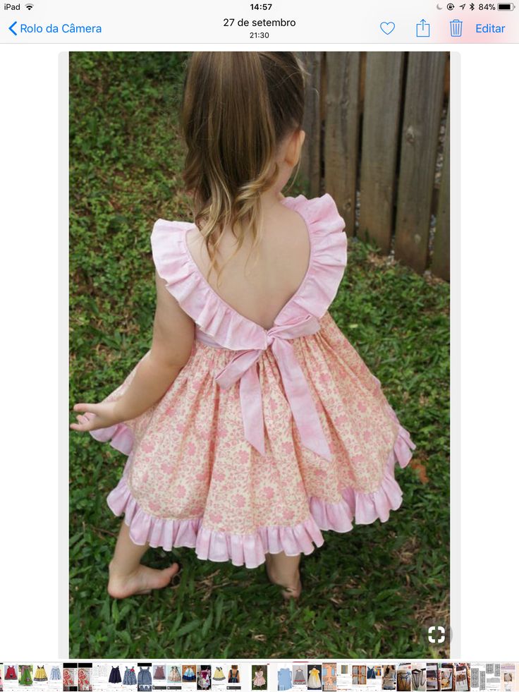 Adele Dress, Girls Frock Design, Girl Dress Patterns, Kids Designer Dresses, Kids Frocks, Baby Frocks Designs, Frocks For Girls, Frock Design