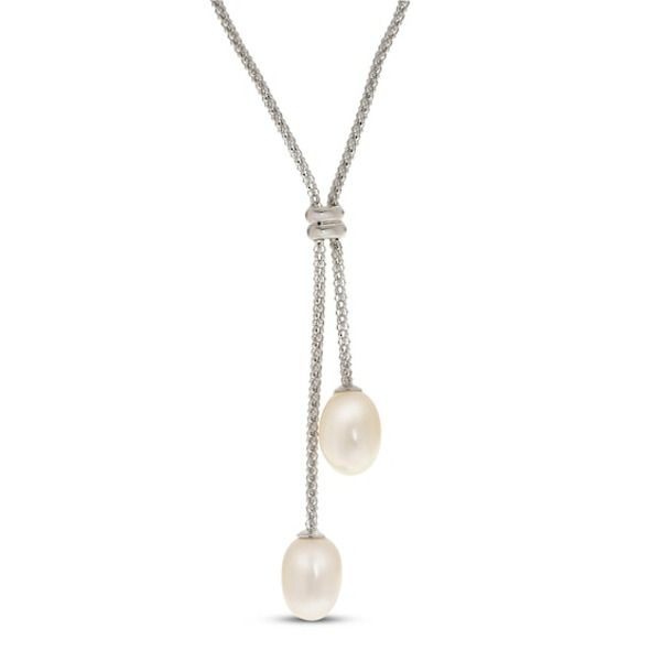 This classic lariat necklace for her features a 16.5-inch wheat chain, and on each end hangs a gorgeous oval freshwater cultured pearl. The sterling silver necklace secures with a spring ring clasp. Drop Necklace Silver, Pearl Lariat Necklace, Silver Drop Necklace, Pearl Lariat, Necklace For Her, Jewelry Accessories Ideas, Accessories Jewelry Necklace, Lariat Necklace, Necklace Sterling Silver