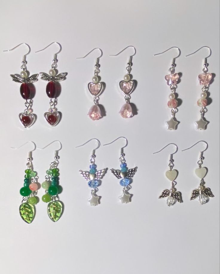 Excessive Jewelry Aesthetic, Charm Ideas Jewelry, Cute Earrings To Make, Homemade Earrings Ideas Diy Jewelry, Handmade Jewellery Ideas Necklaces, Earing Ideas Beads, Cute Homemade Earrings, Handmade Earrings Ideas Beads, Homemade Earring Ideas