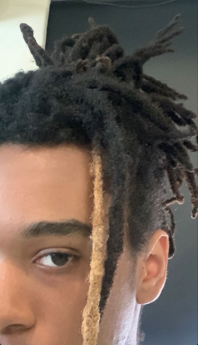 Ponytail Dreadlocks Hairstyles Men, Medium Length Dreadlock Styles Men, Dreads In A Ponytail Men, Messy Locs Men, Locs Ponytail Styles Men, Dreads In Ponytail, Dreads Ponytail Men, Dreadlock Ponytail Men, Loc Ponytail Styles Men