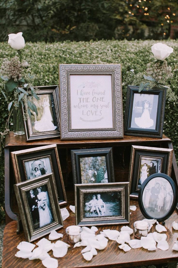 Jordans Wedding, Family Wedding Pictures, Wedding Photo Table, Old Wedding Photos, Wedding Guest Book Table, Memory Table Wedding, Engaged Af, Wedding Photo Display, Picture Table