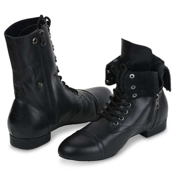 Suede Outsoles Flexible And Trendy Military Style Combat Boots Made For Dancing. All Over Premium Leather. Ykk Zippers. Available In Black And In Taupe. Unisex Sizes Eu 36-46. Style Combat Boots, Military Style, Moto Boots, Military Fashion, The King, Combat Boots, Black Gray, Dancing, Black And Grey