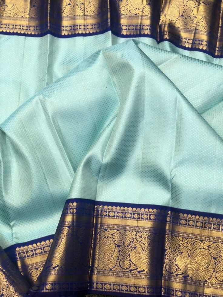 Saree Color Combinations, Kanchi Saree, Silk Saree Blouse Designs Patterns, Latest Silk Sarees, Sarees South Indian, Kanjivaram Sarees Silk, Simple Saree Designs, Bridal Sarees South Indian, New Saree Designs