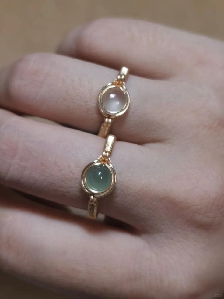 Hand-wound 925 silver Gemstones are available in 12 colors Adjustable Crystal Ring With Gemstone Accents, Adjustable Chalcedony Jewelry For Anniversary, Skill Ideas, Wire Jewelry Rings, Wire Craft, Hand Wound, Diy Ring, Bijoux Fil Aluminium, Wire Ring