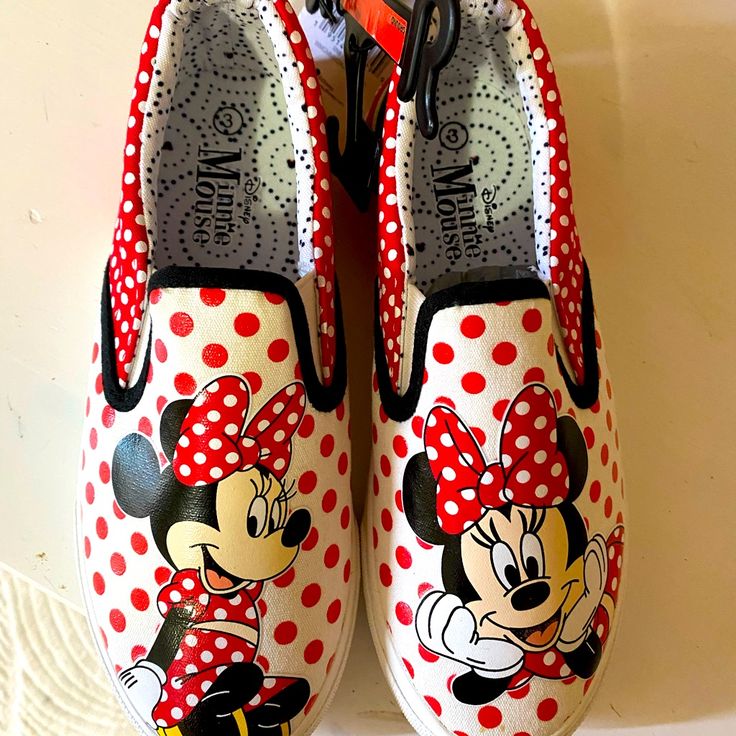 Super Cute Slip On Minnie Mouse Shoes With Sneaker Style Bottoms. Girls Size 3 Minnie Mouse Shoes, Sneaker Style, Disney Character, Gym Shoes, New Girl, Sneakers Fashion, Kids Shoes, Minnie Mouse, Kids Shop